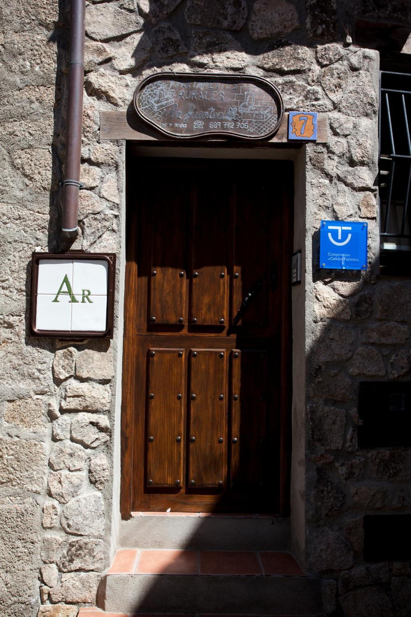Apartamentos Rurales "La Fuentecilla" Banos De Montemayor Exterior foto